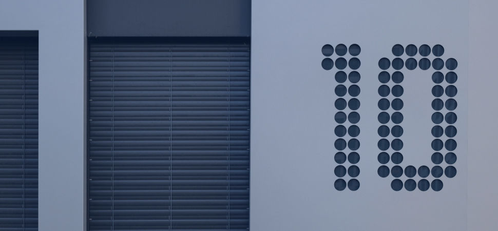 Hundreds of thousands a still more glorious nights around art table